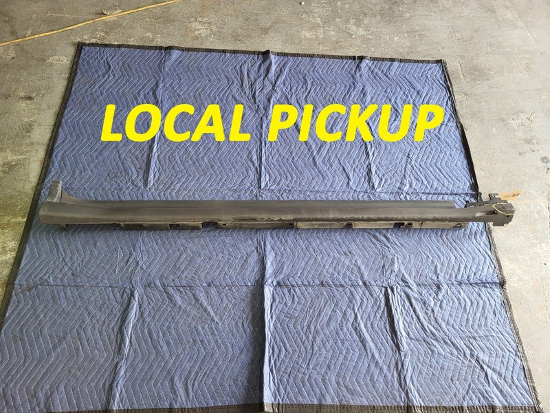 Used Oem BMW Right Passenger Rocker Panel Skirt Molding for 2018-2025 X3 30i