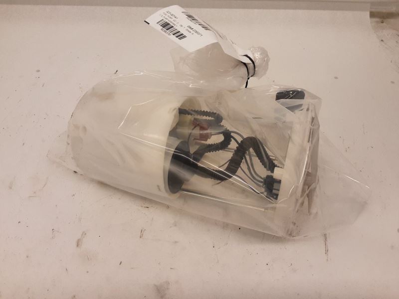 15-16 Lincoln MKC Fuel Pump Assembly 2.3L Tank Mounted