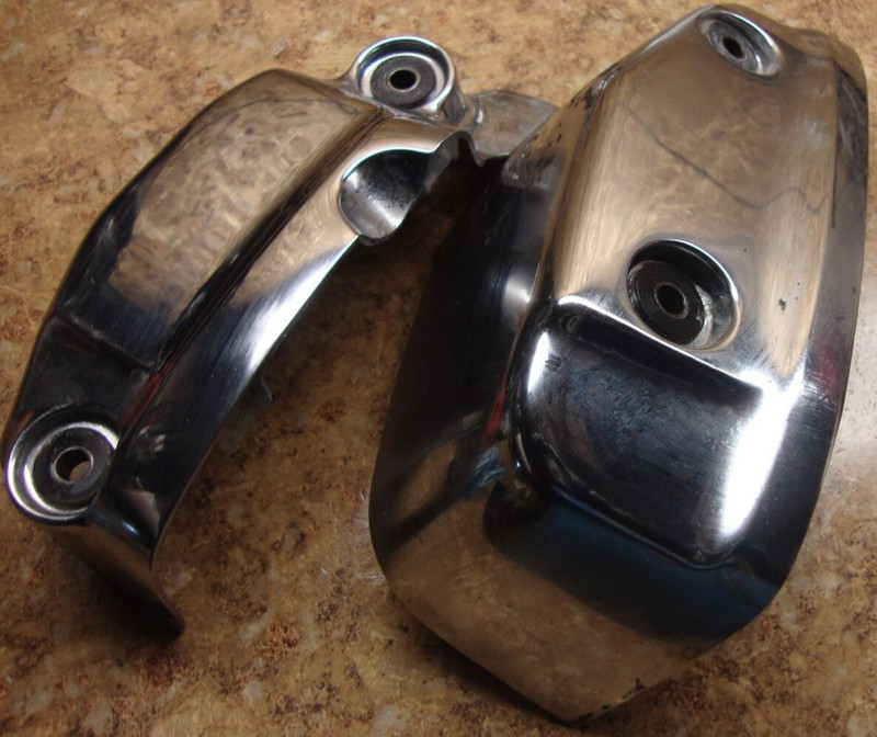 07 Honda Shadow VT1100C VT1100 VT 1100 C Engine Cylinder Head Cover Panel Chrome