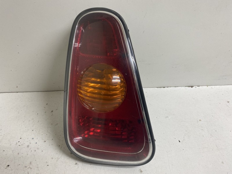 2002-2004 Mini Cooper Left Driver Tail Light Lamp Taillight Taillamp Oem