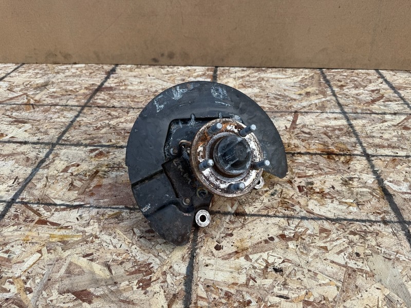 FORD MUSTANG GT 2015-2023 OEM FRONT LEFT DRIVER SPINDLE KNUCKLE HUB BEARING