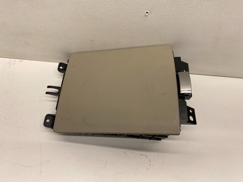 2010-2012 CADILLAC SRX CENTER CONSOLE REAR STORAGE COMPARTMENT BOX TAN OEM