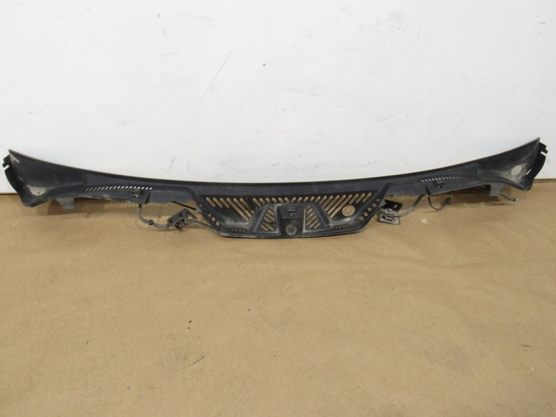 10-20 Bentley Mulsanne 2012 Front Windshield Cowl Vent Grille Trim Panel @1