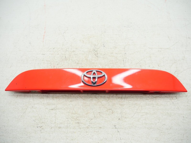 2017 Toyota 86 Trunk Lid License Plate Light Cover OEM 86091112CA130