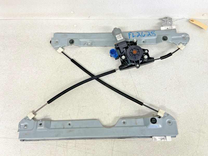 ⭐2011-2020 INFINITI QX80 FRONT LEFT DOOR WINDOW REGULATOR & MOTOR OEM LOT2628