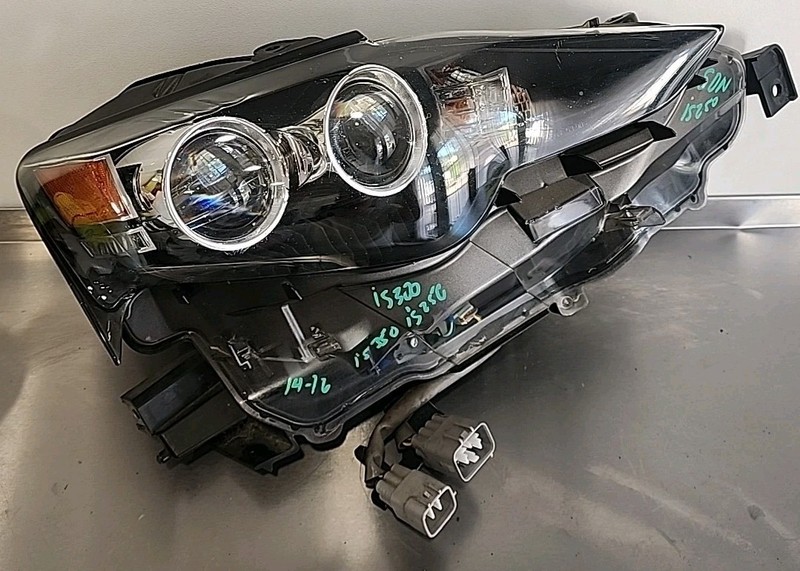 2014 2015 2016 Lexus IS350 IS300 IS250 Right LED Headlight 81145-53751 OE RH SDN