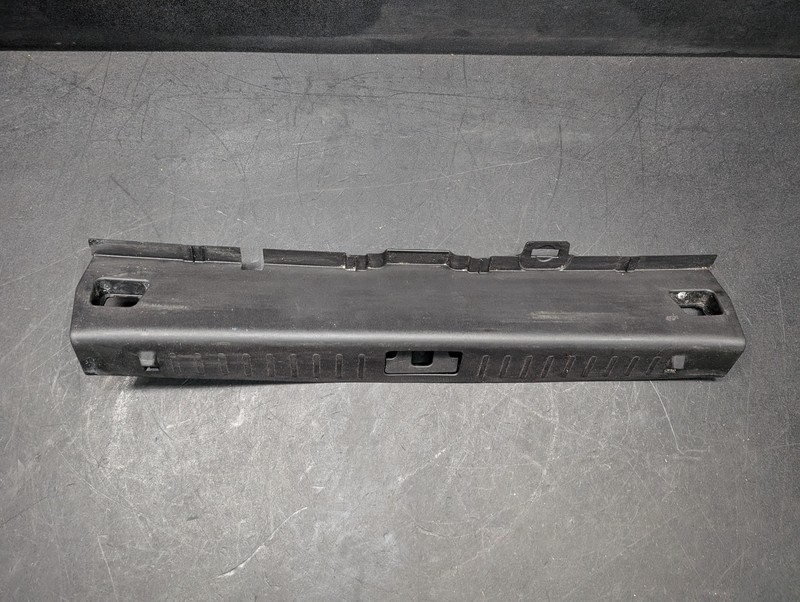 Rear Trunk End Sill Scuff Plate 2017 Volvo S60 31307102 2014 2015 2016 2018