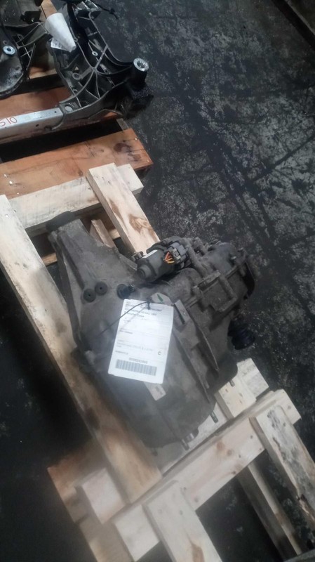 2016 GMC Sierra Denali 1500 Transfer Case Assembly 4WD OEM 114K Miles