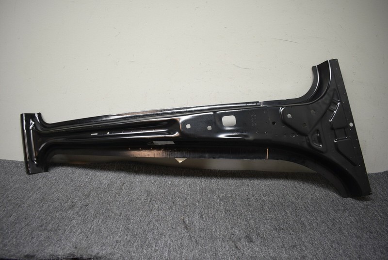 2013-2016 MERCEDES BENZ GL350 CENTER B PILLAR FACTORY OEM