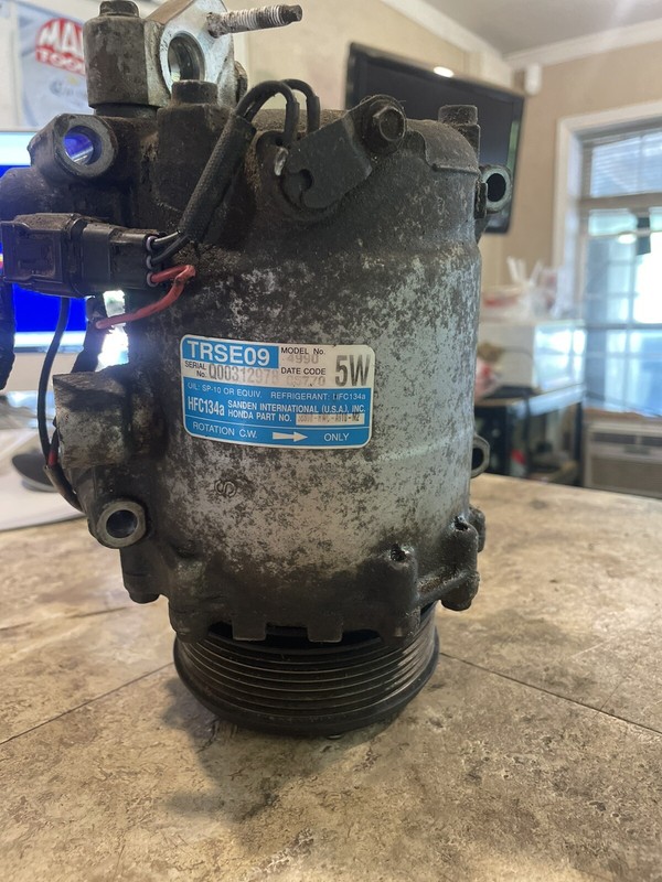 A/C Compressor-Trse09 Compressor Assembly USED OEM MODEL NO 37503