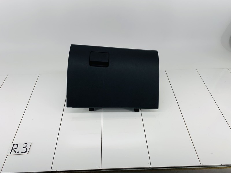 14-16 MAZDA 3 FRONT RIGHT PASSENGER SIDE DASHBOARD GLOVE BOX DOOR BLACK OEM