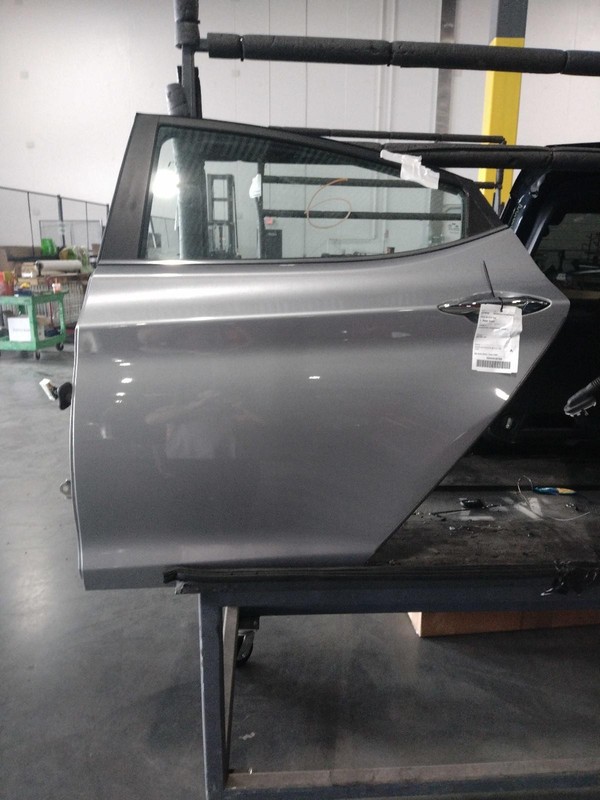 2015 Hyundai Elantra Grey Left Rear Door 513699 - Used, 90K Miles