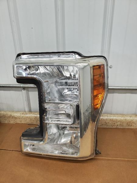 Driver Headlight Halogen Fits 18-20 FORD F250SD PICKUP 286257