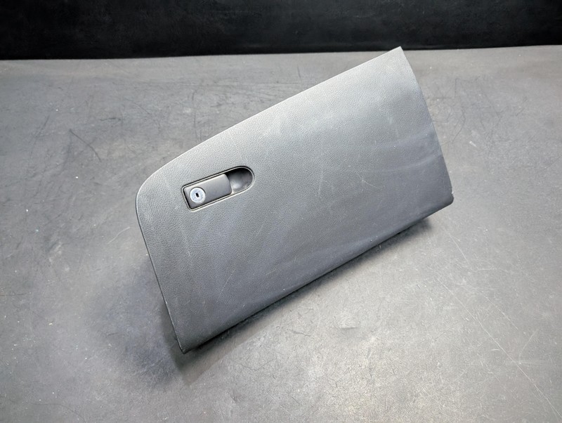 Glove Box 2017 Mercedes Metris 4476800391 2016 2018 2019 2020 2021 2022 2023 X