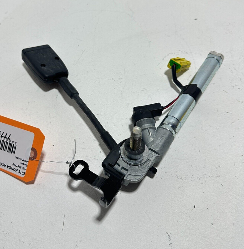 2018-2020 Honda Accord LX Front Right Passenger Seat Belt Buckle OEM