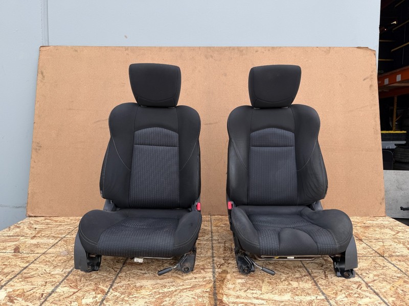 NISSAN 370Z COUPE 2009-2021 OEM FRONT LEFT AND RIGHT SEAT PAIR (BLACK)