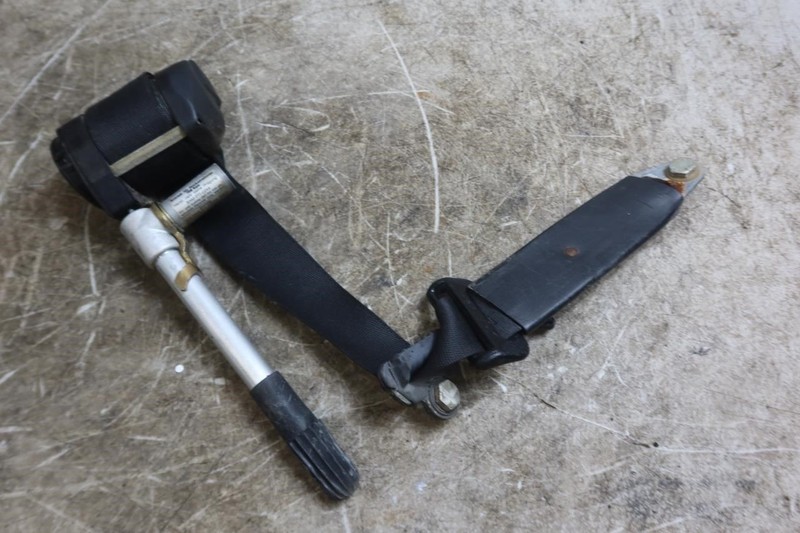 1986-1989 Mercedes Benz 560SL OEM Front Right Passenger Seat Belt