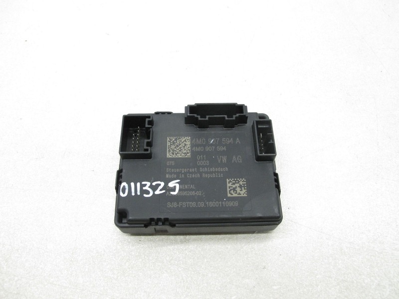 17-24 AUDI B9 A4 S4 22-24 VW GTI SUNROOF WINDOW GLASS CONTROL MODULE OEM 011325