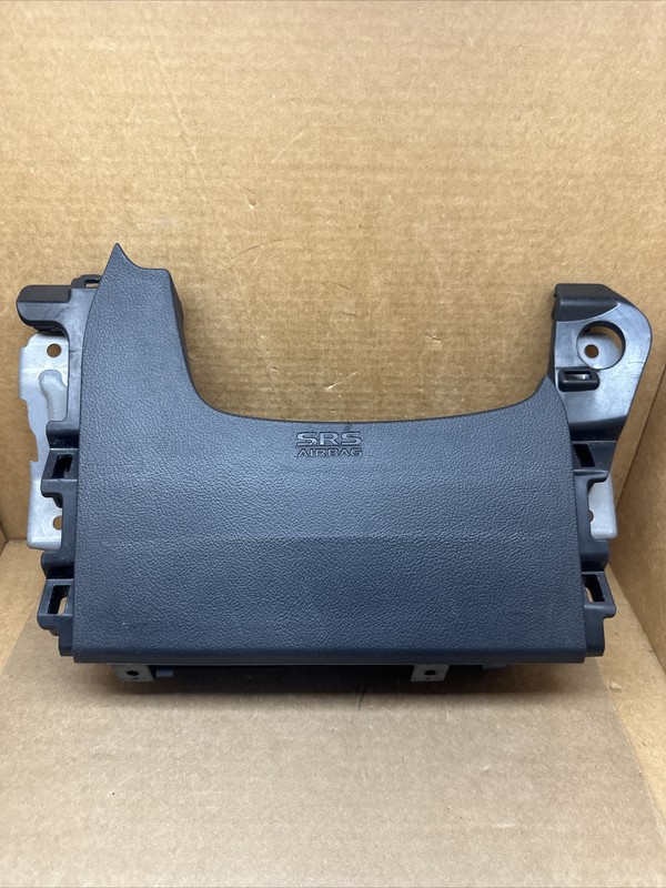 2014-2019 MITSUBISHI OUTLANDER FRONT LEFT SIDE DRIVER KNEE LOWER AIRBAG AIR BAG