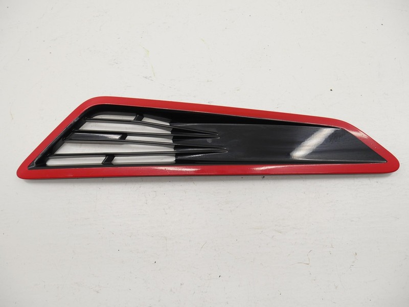 2016-2024 Chevrolet Camaro SS Passenger Right Side Hood Scoop Grille Insert OEM