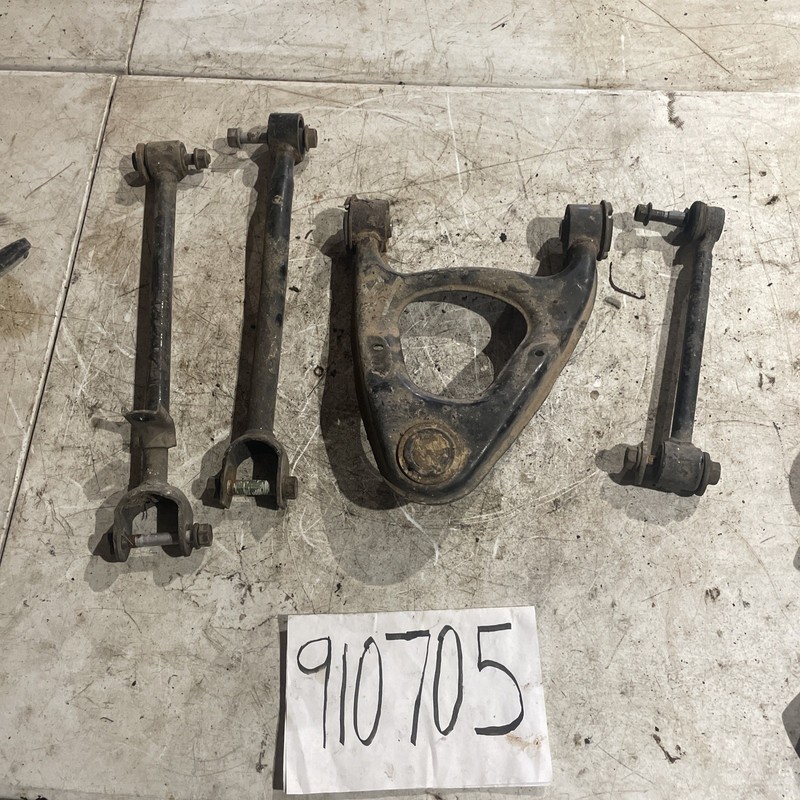 95-00 LEXUS LS400 REAR LEFT UPPER & LOWER CONTROL ARM OEM