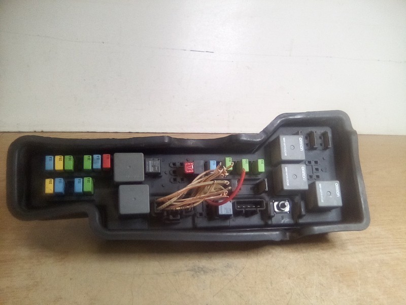 2018 Mack Fuse Relay Center 22074843 82732384