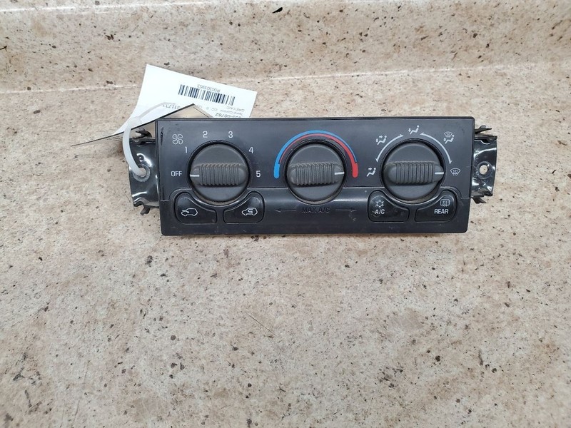 Temperature Control With AC Manual Control Fits 99-02 SIERRA 1500 PICKUP 303953