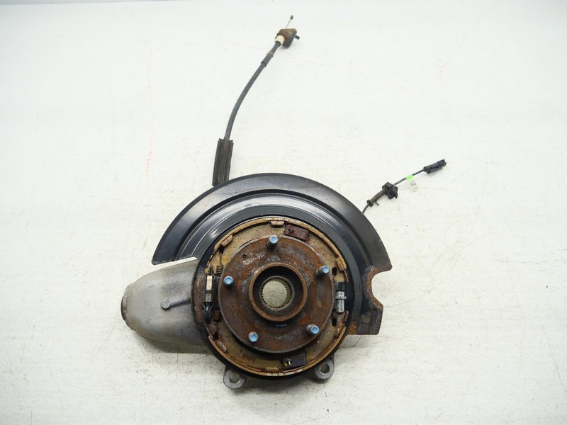 2014-2019 Chevrolet Corvette C7 Left Rear Knuckle Hub Assembly LH 84506880 OEM