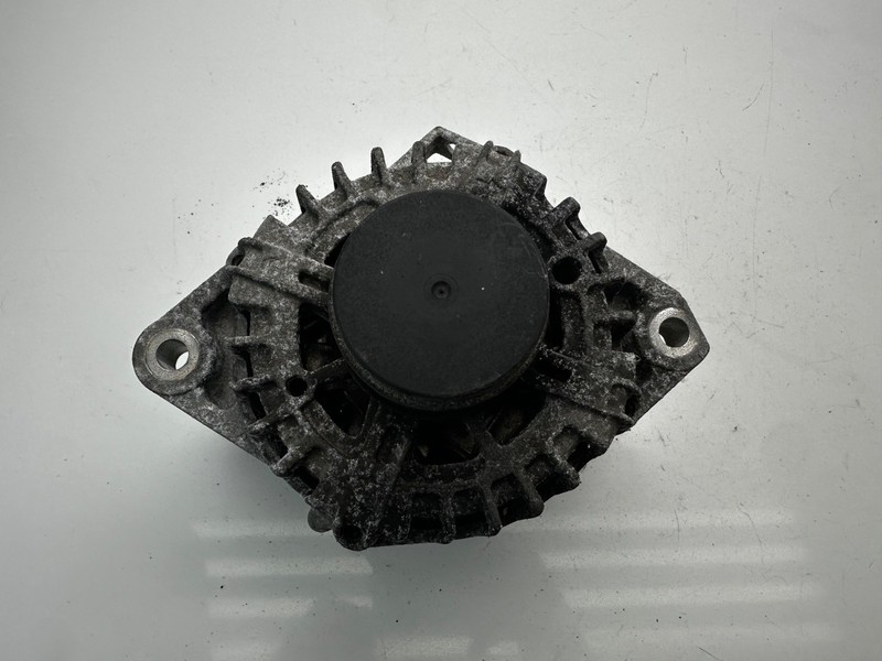 Kia Optima L4 2.4Liter Vin 7 2014-2015 OEM/Genuine Alternator /RR_Alternator