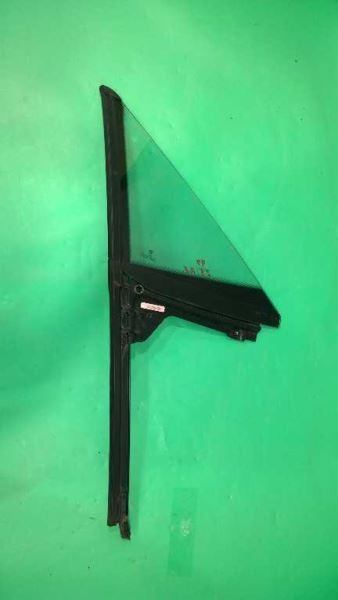 96 97 98 99 00 01 02 Z3 PASSENGER RIGHT FRONT VENT GLASS OEM 3287-16