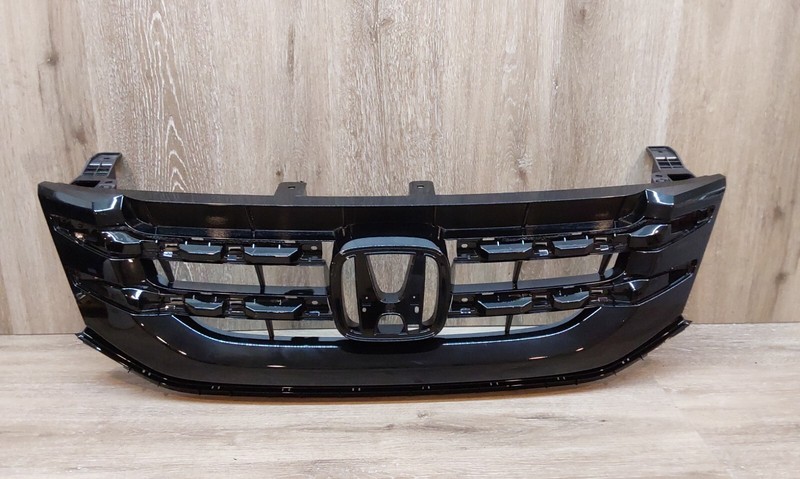 2014-2017 Honda Odyssey Front Base Grille Black OEM 75100-TK8-A110-M1