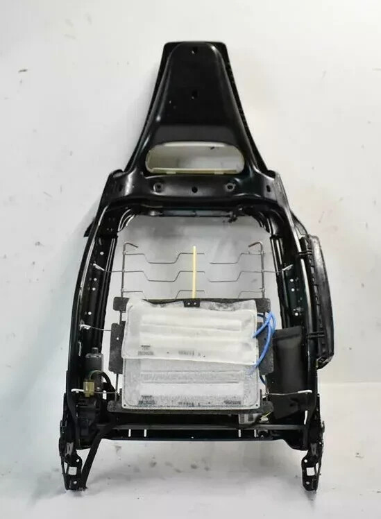 14-19 Mercedes CLA250 W117 Front Left Driver Side Upper Seat Frame OEM