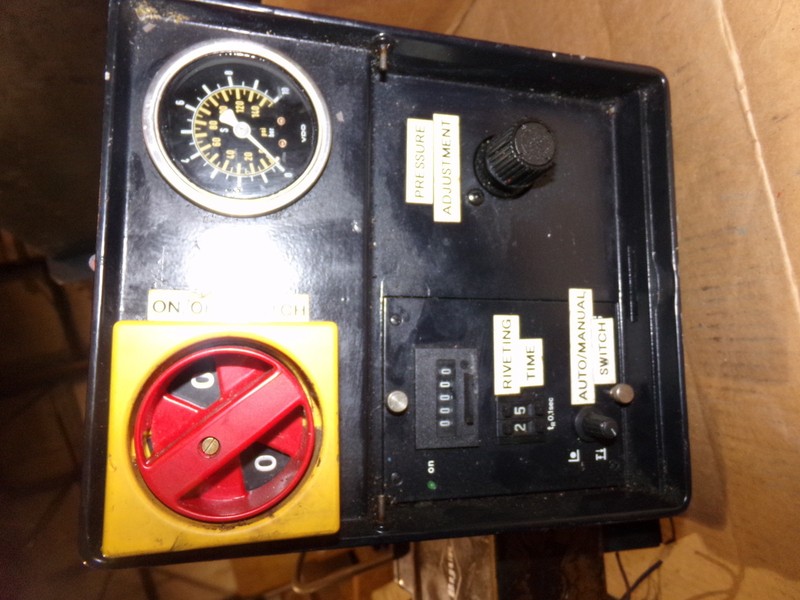 Hoerbiger 08Hoerbiger Hydraulic Valve Meter Operator Switch Panel Assembly