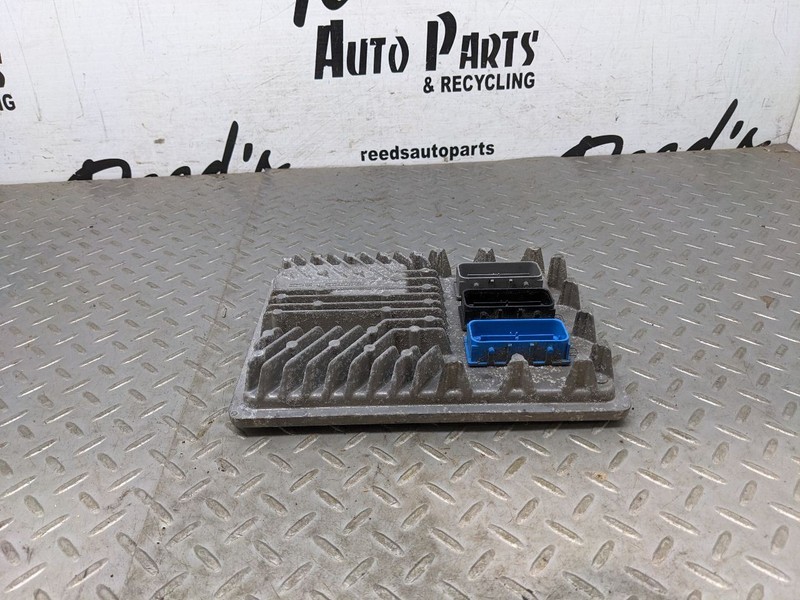 SILVRDO15 2014 Engine ECM 1154639