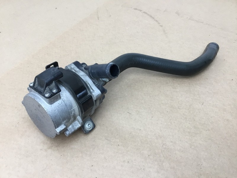 11-12 Fisker Karma 2012 2.0L Auxiliary Coolant Water Pump :Y