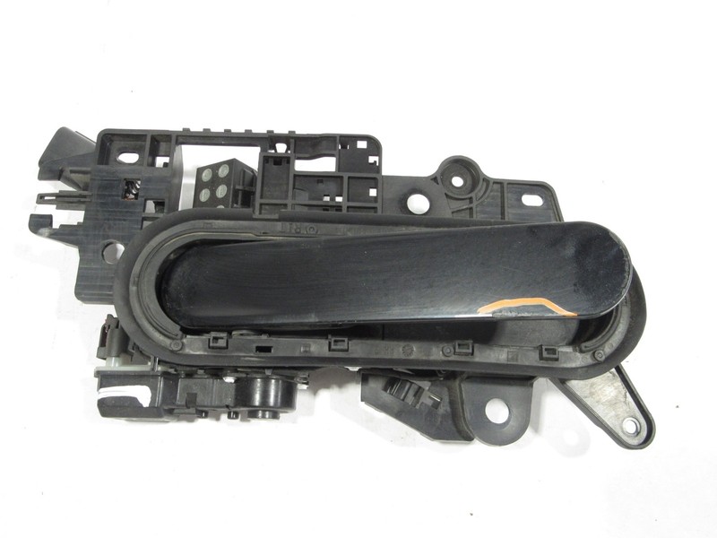 Rivian R1S 2024 Front Right Passenger Door Handle 21-25 @1