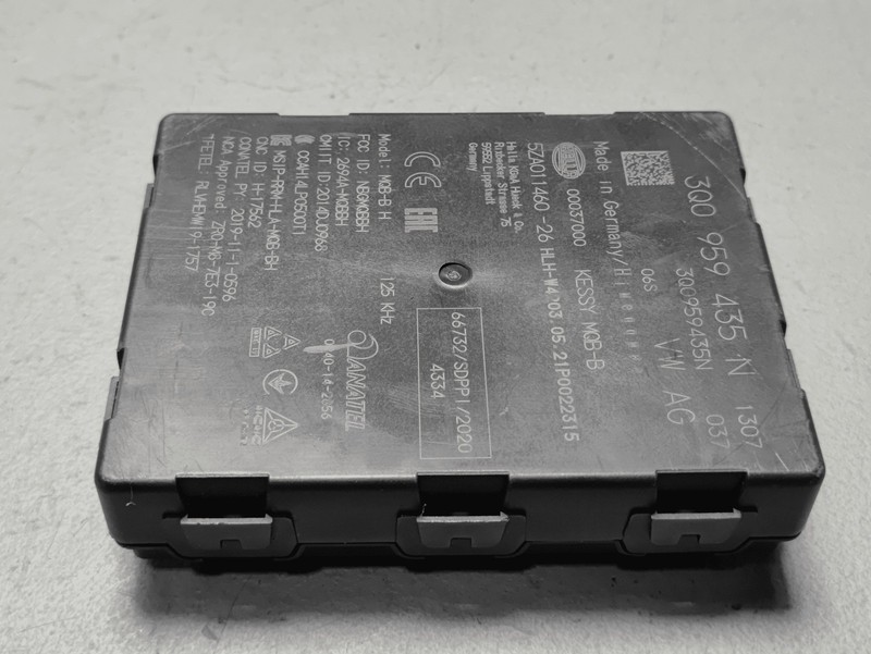 2020-2025 Volkswagen Atlas Cross Sport Keyless Passive Entry Control Module OEM