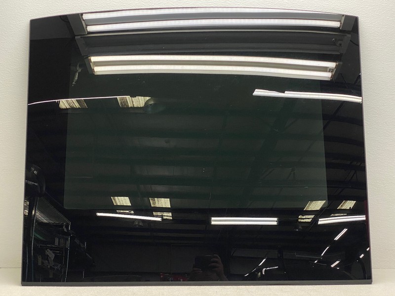 2015-2016 AUDI A3 SUNROOF MOON ROOF WINDOW GLASS OEM LOT701
