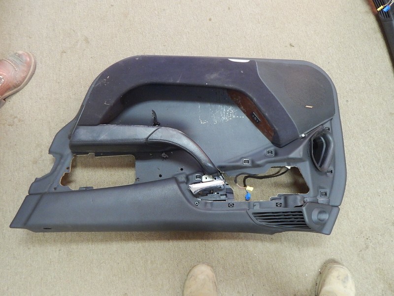 Mercedes Benz A220 720 0030 912 0S027 SP177 Door Panel Cover Black FREE SHIPPING