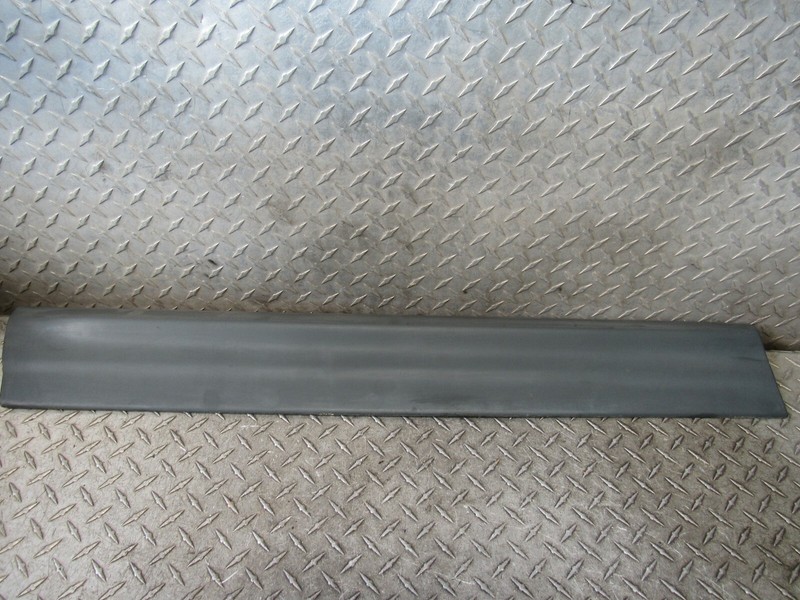 1997 DODGE CARAVAN RIGHT PASSENGER REAR DOOR MOLDING TRIM 3.3L