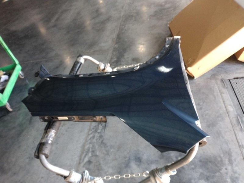 2015 Kia Sorento Right Front Fender Blue Good Condition 508173 NJ25-21468