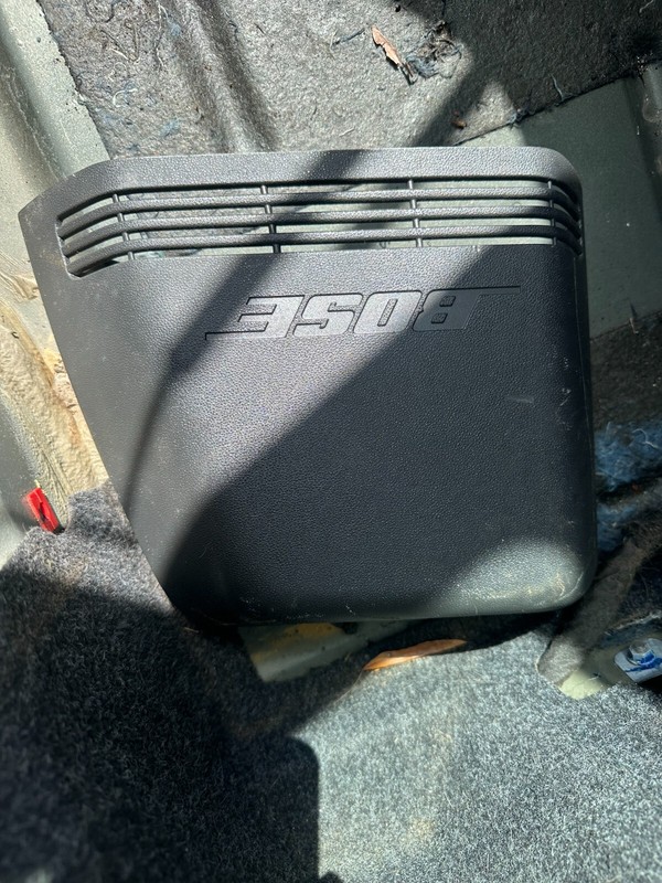 12-17 Fiat 500 OEM BOSE REAR RADIO AMP AMPLIFER COVER - COVER ONLY