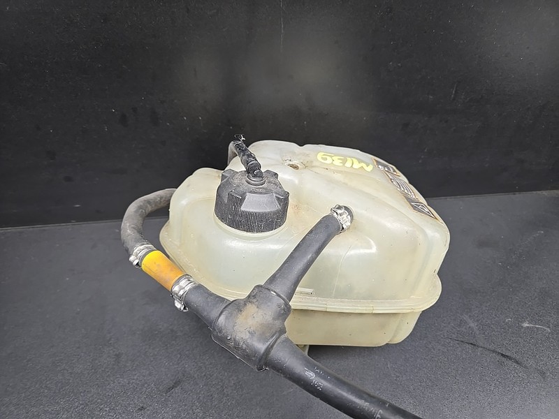M139 03-13 Maserati Quattroporte Coolant Overflow Reservoir Expansion Tank