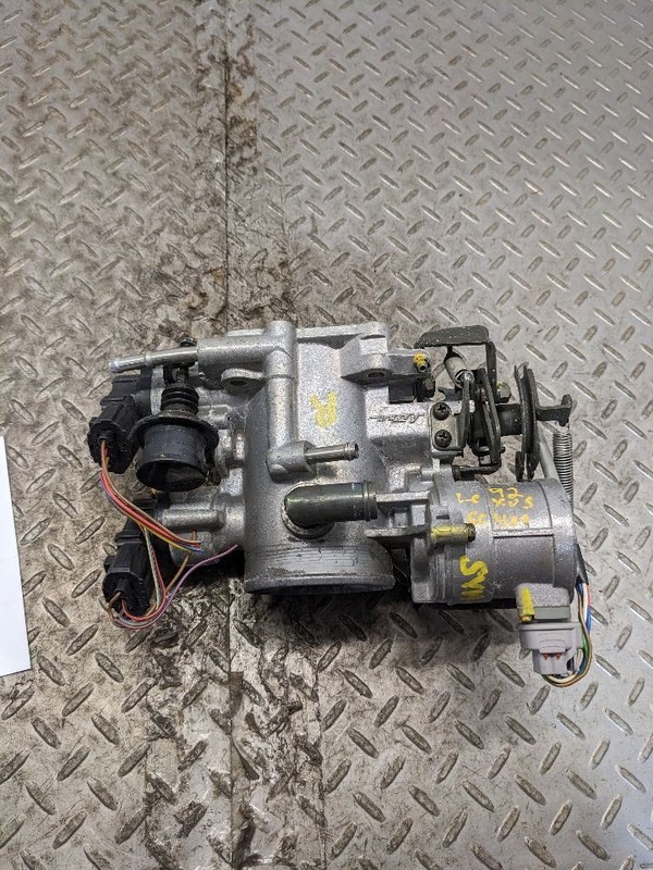 Throttle Body Without Traction Control Fits 90-94 LEXUS LS400 1173460
