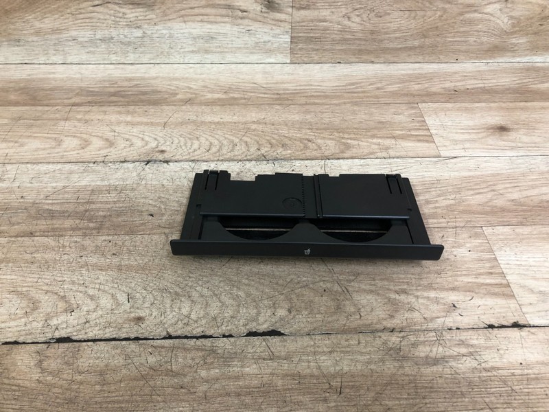 LAND ROVER DISCOVERY OEM FRONT CENTER DASH POP OUT CUP HOLDER BLACK 94-04