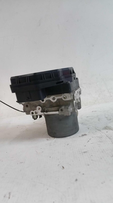 2015 INFINITI Q50 ABS Pump & Motor Assembly OEM 3.7L Silver 124K Miles