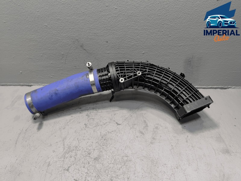 FREIGHTLINER CASCADIA 2022 AIR PIPE INTAKE MANIFOLD INLET OEM