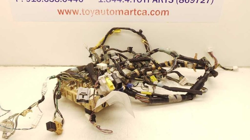 00 01 02 03 TOYOTA ECHO 1.5L V4 DASH WIRE HARNESS 82121-52320