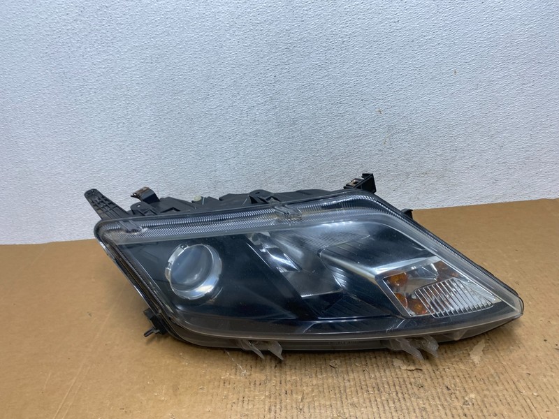 2010 2011 2012 Ford Fusion Right Passenger RH Headlight Halogen OEM AE1423 DW