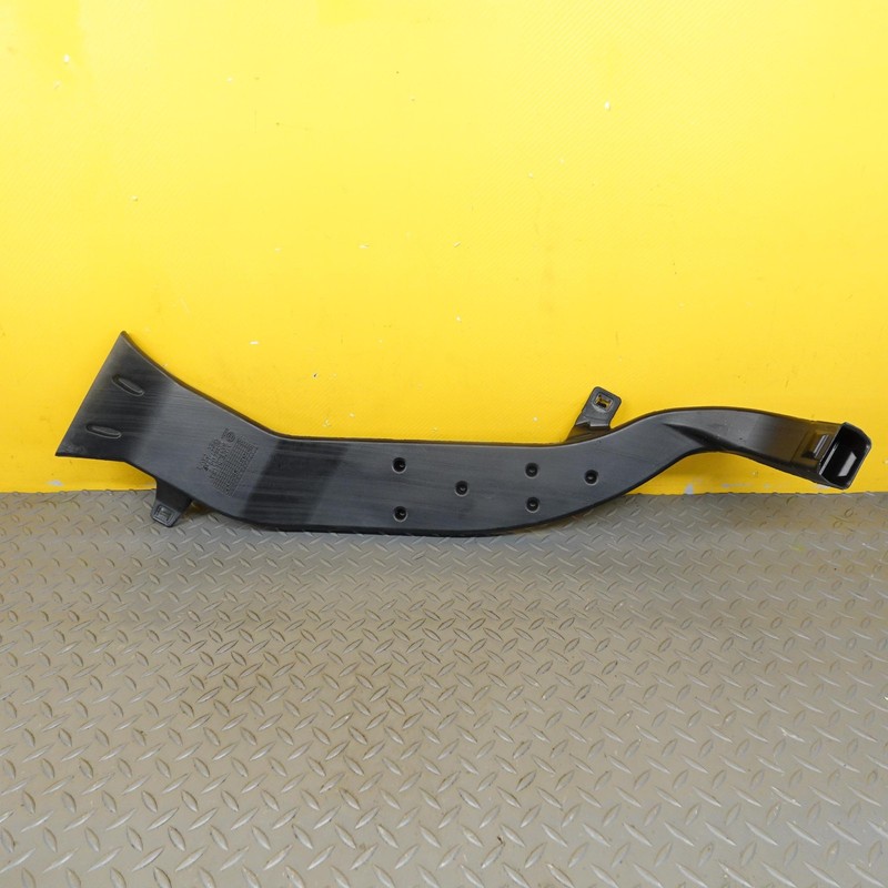 2017-2024 CHRYSLER PACIFICA FRONT LEFT SIDE FLOOR AIR DUCT GUIDE OEM 68227715